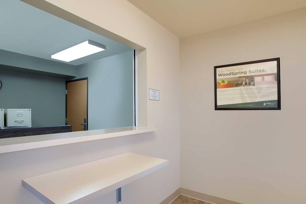 WoodSpring Suites Baton Rouge Airline Highway 2