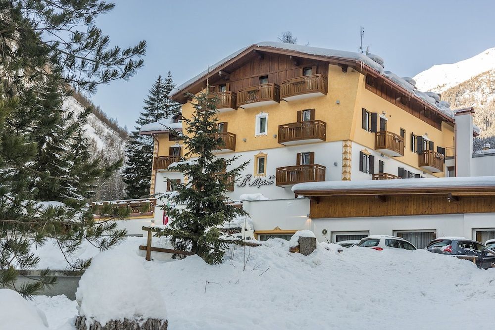 Hotel Alpino Wellness & Spa 1