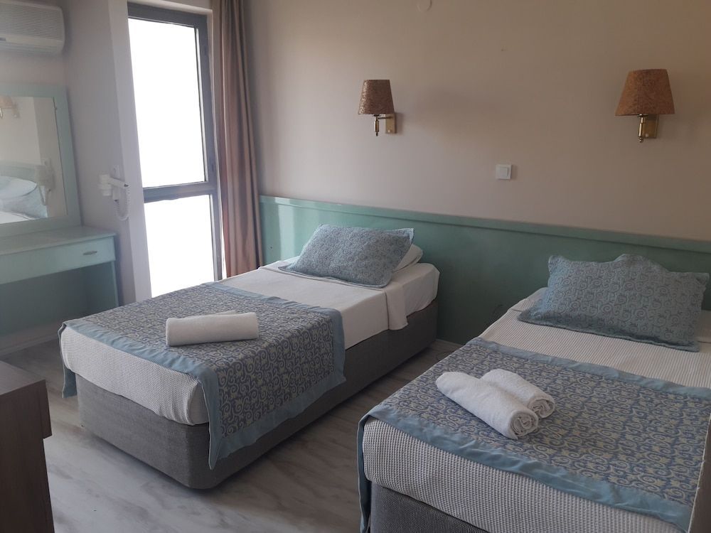 Minay Hotel 2