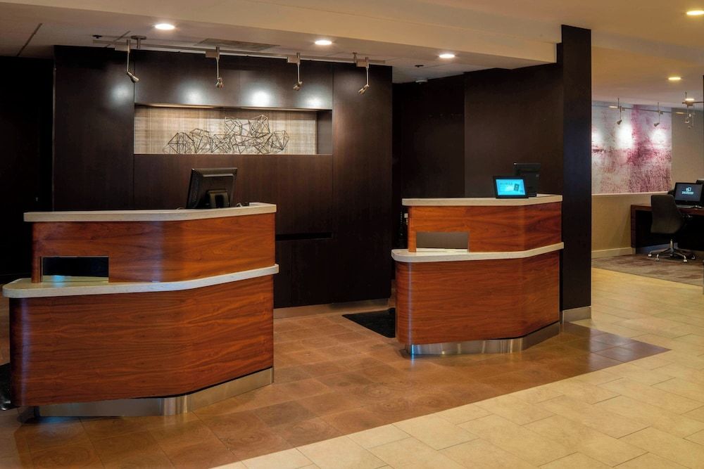 Courtyard by Marriott Nashville Airport 2