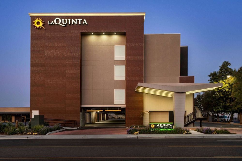 La Quinta Inn & Suites by Wyndham Clovis CA 1