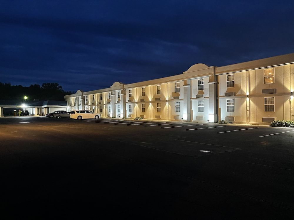 Days Inn by Wyndham Conneaut 1