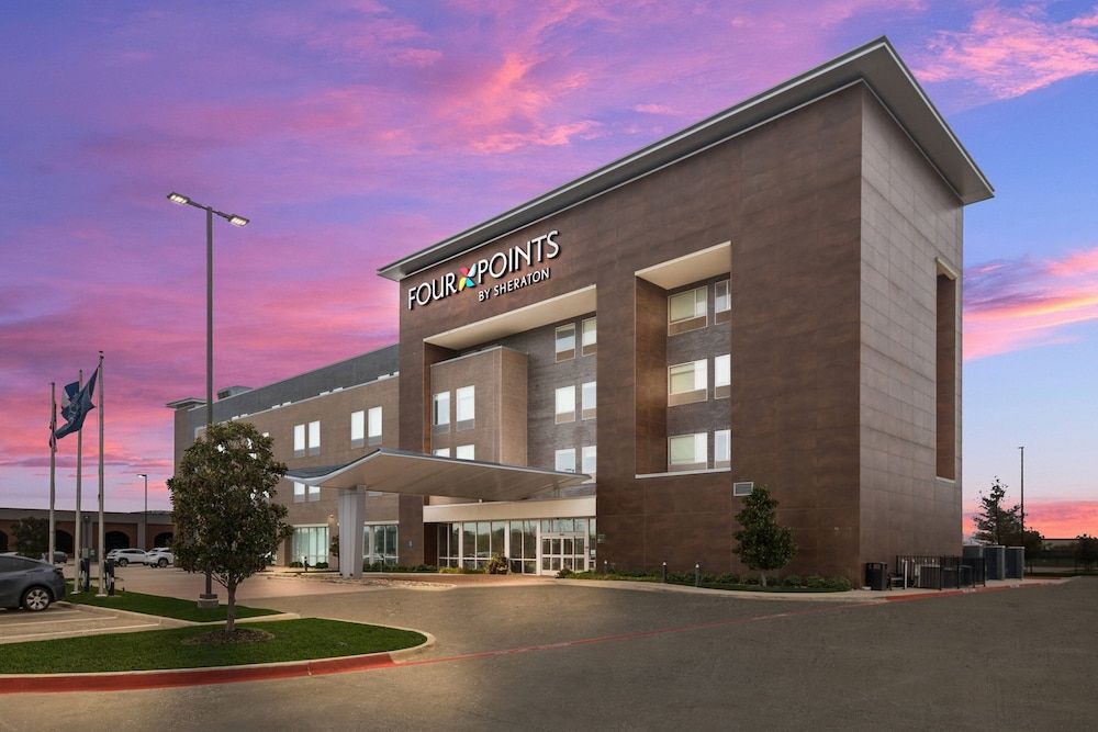 Four Points by Sheraton Plano 1