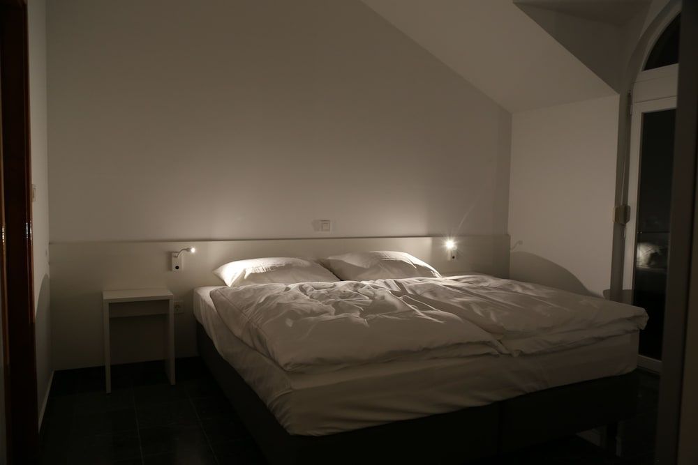 mk apartments nin 2