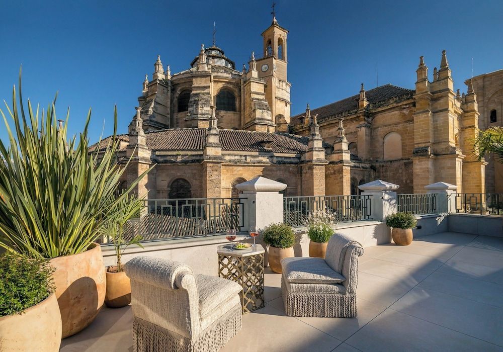 Gran Hotel Claridge Granada - Preferred Hotels & Resorts 1