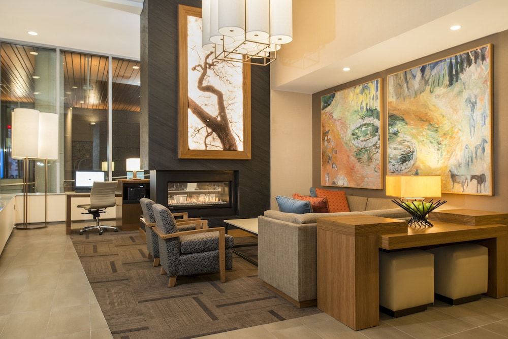 Hyatt Place Portland Downtown - Old Port Square 2