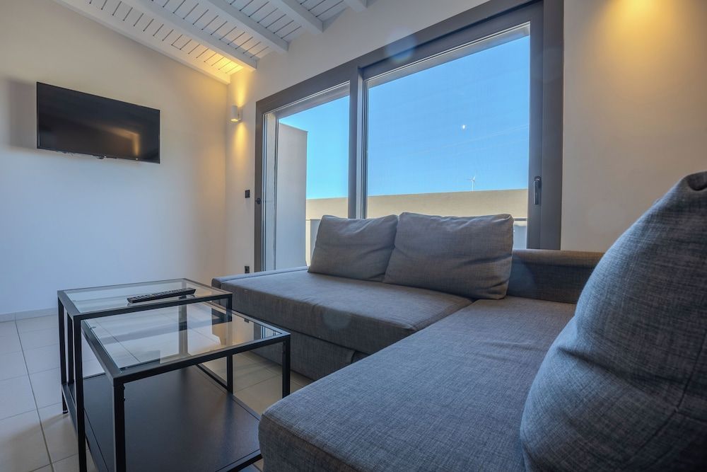 AEGEAN Apartments - Marina & Chios Island View 1