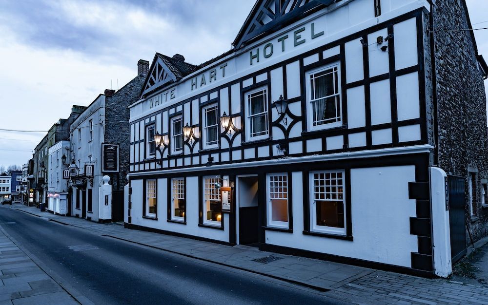 White Hart Inn 1