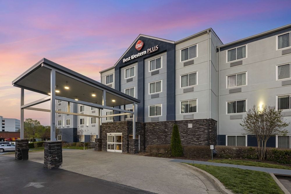 Best Western Plus Nashville Airport Hotel - BNA 1