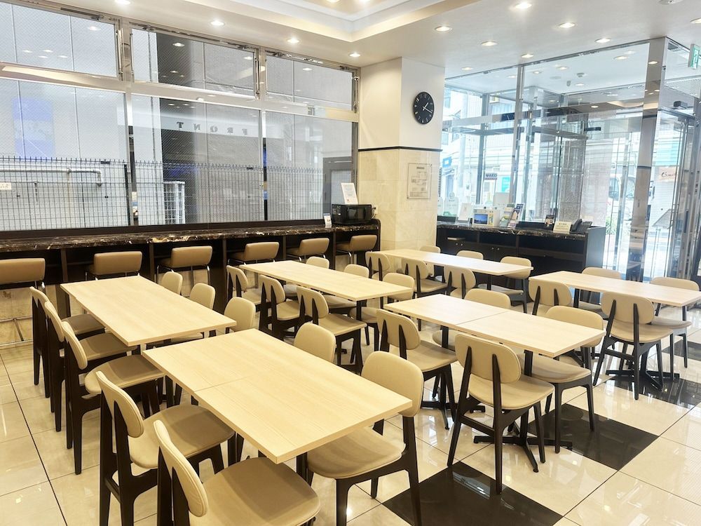Toyoko Inn Tokyo Shinjuku gyoemmae eki 3 ban Deguchi 2