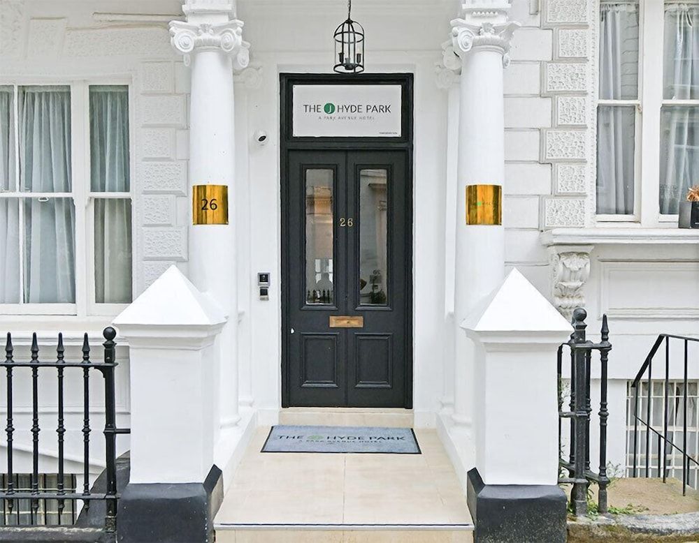 The J Hyde Park Hotel 2