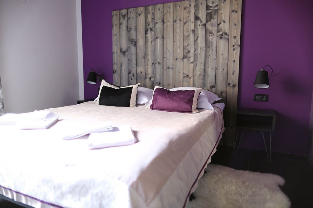 Apartments and Rooms Lejletul 2