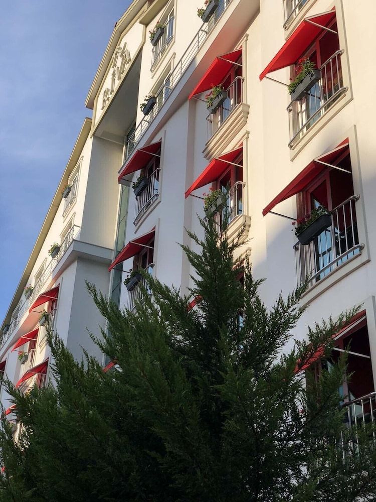 Riva Resatbey Hotel 1