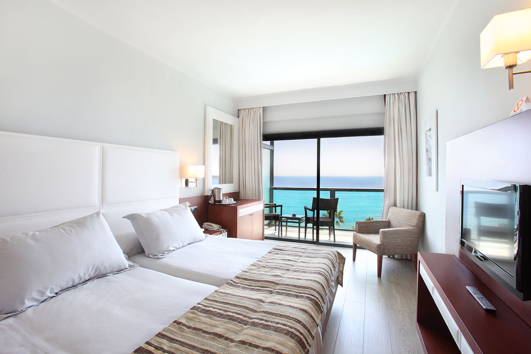 Marins Suites - Adults Only Hotel 2