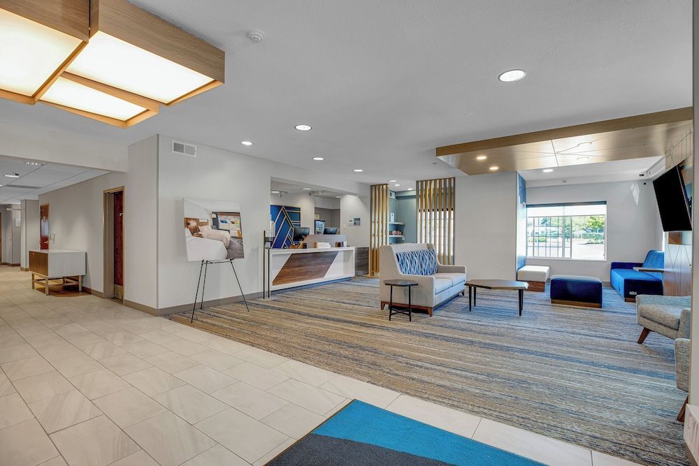 Holiday Inn Express & Suites PORTLAND-JANTZEN BEACH by IHG 1
