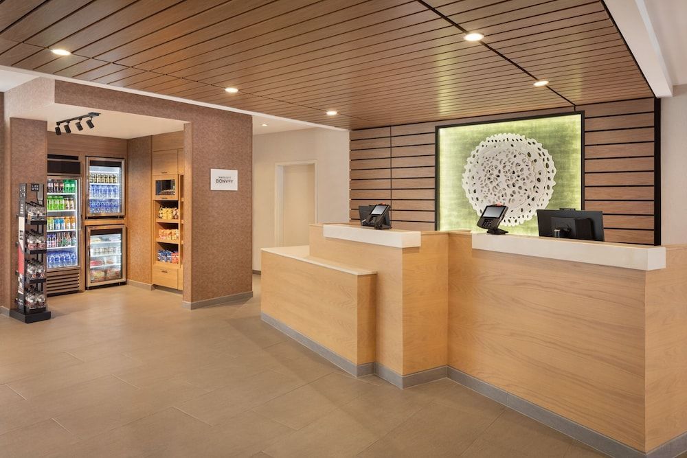 Fairfield Inn & Suites by Marriott Fresno North/Shaw Avenue 2