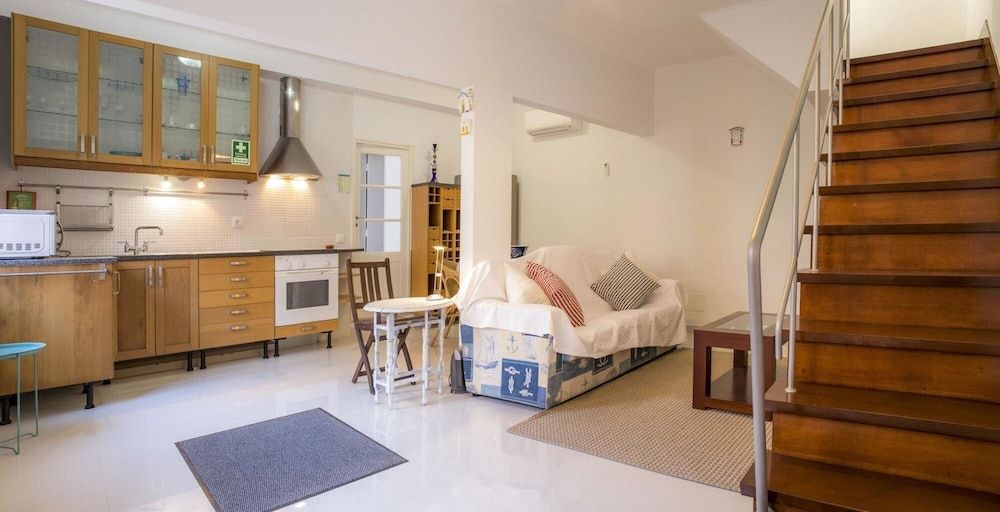 B34 - Central Townhouse in Lagos 2