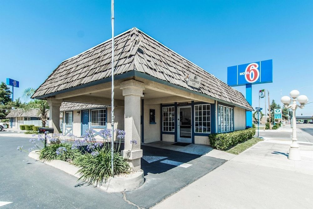 Motel 6-Kingsburg, CA 1