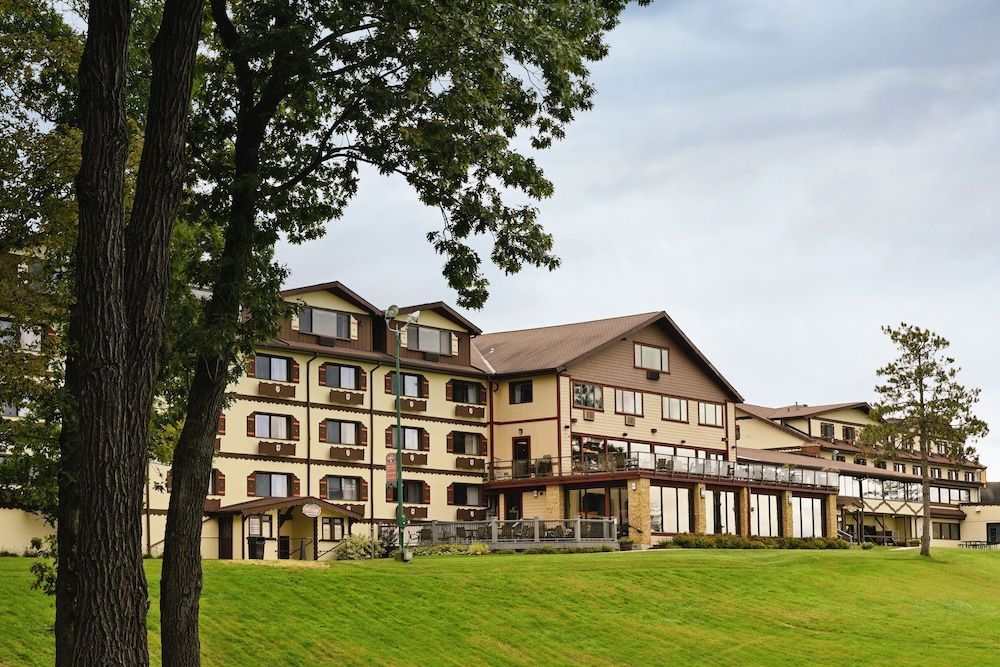 Chestnut Mountain Resort 1