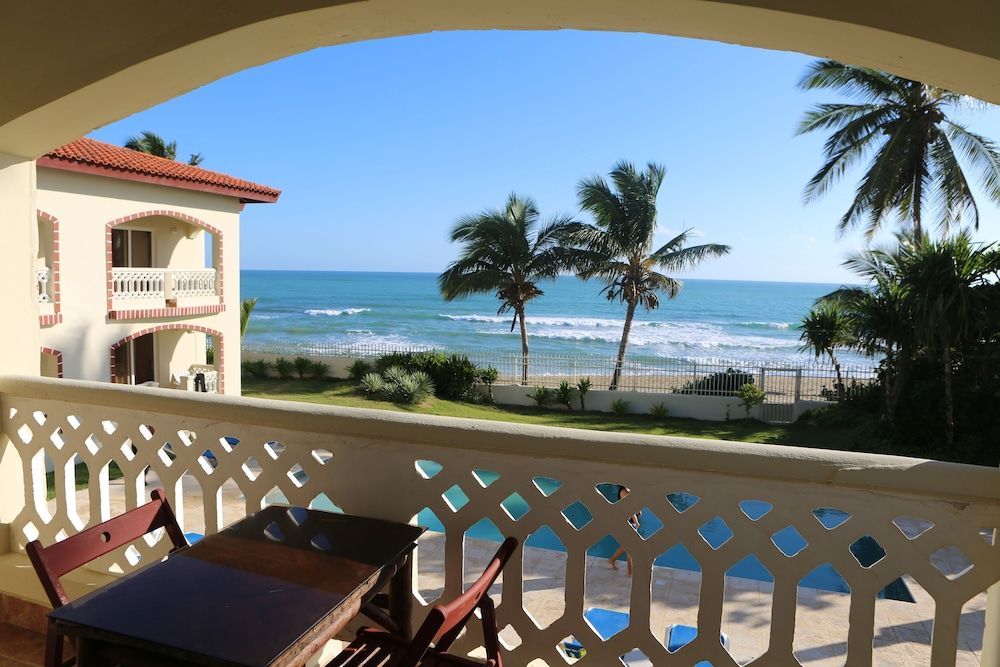 Barefoot Beach Pad 1