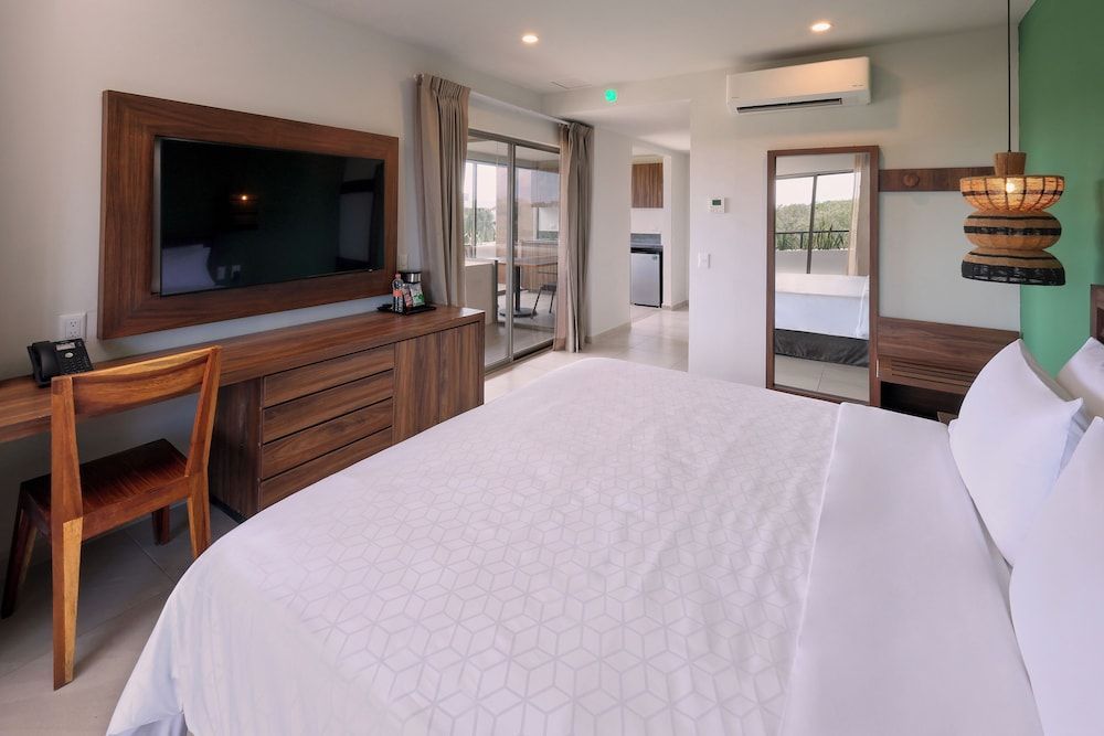 Holiday Inn Tulum by IHG 2