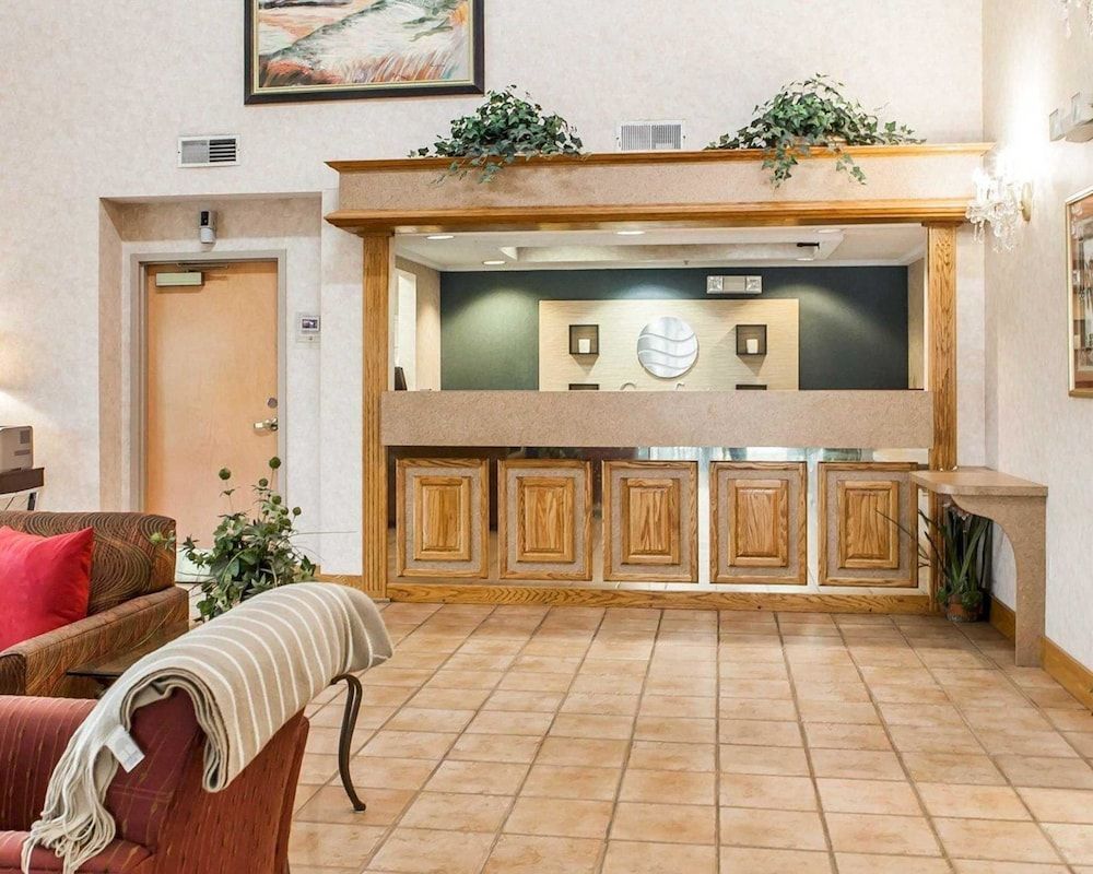 Econo Lodge Newport Smoky Mountains Gateway 2