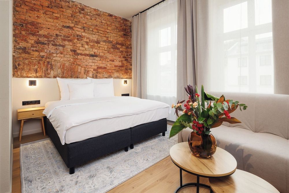 Nomadic Urban Premium Suites 1