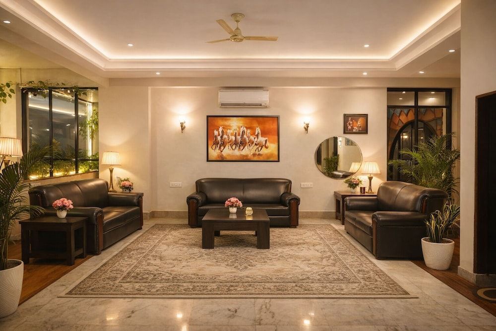 Hotel Nomadic 1