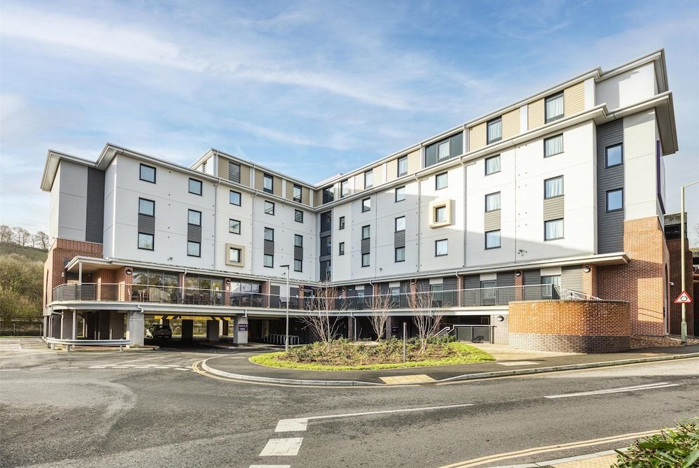 Premier Inn Tiverton 1