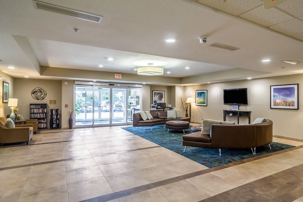 Candlewood Suites JACKSONVILLE EAST MERRIL ROAD by IHG 1