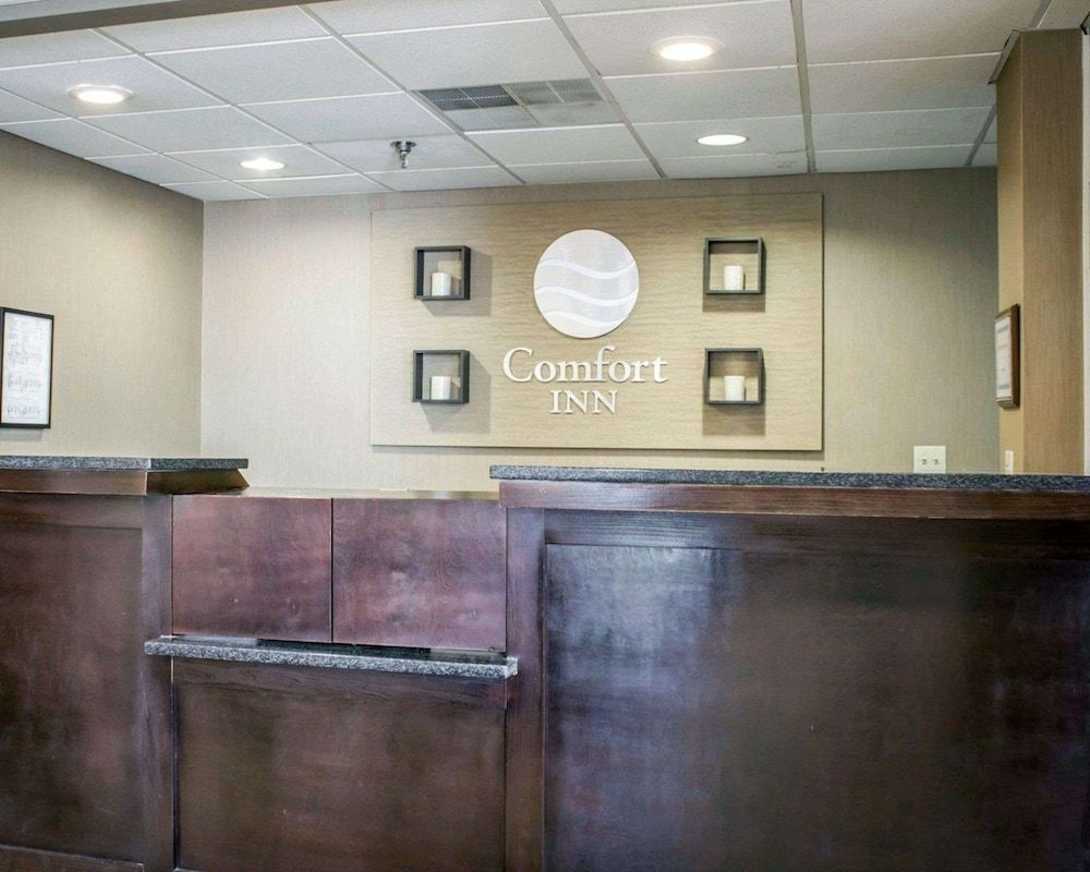 Comfort Inn & Suites Fuquay Varina 2