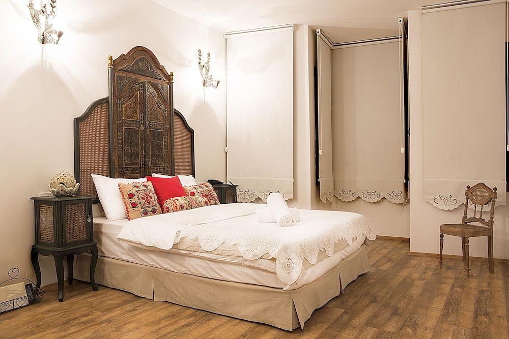 Oriella Hotel 1