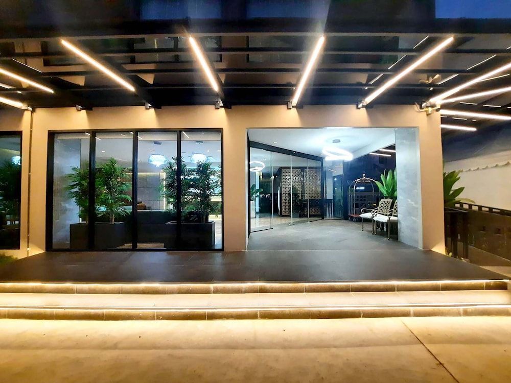 The 9 Residence Hotel 1