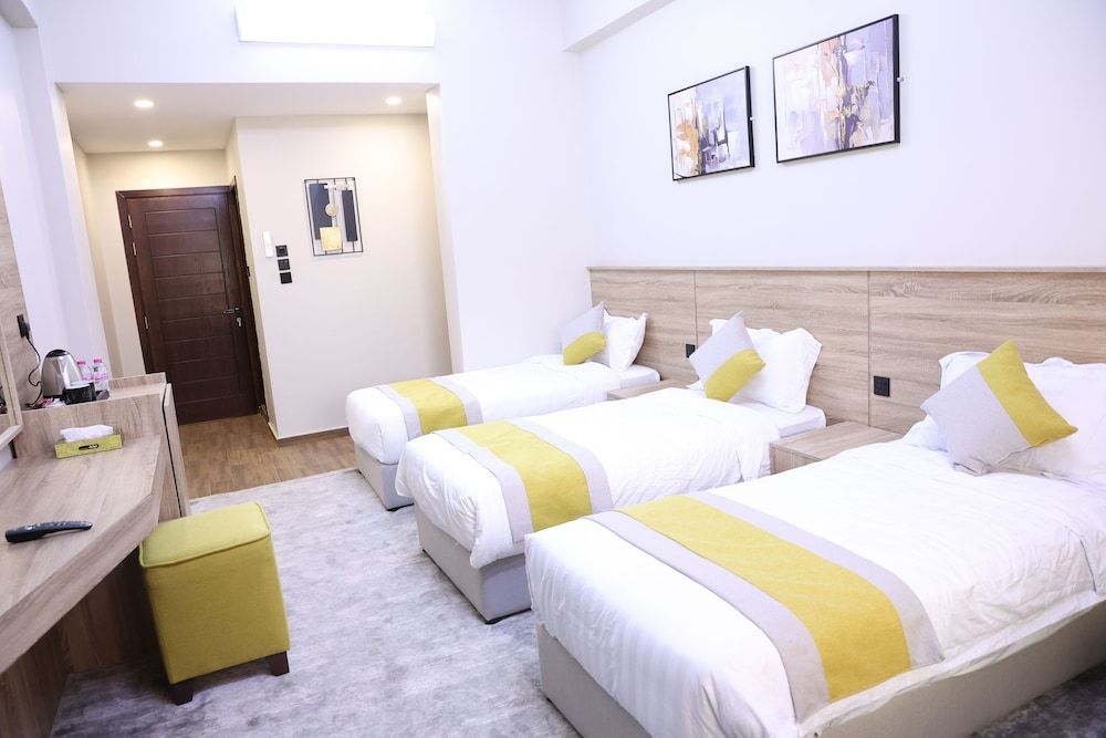MADINAH DELUXE 1