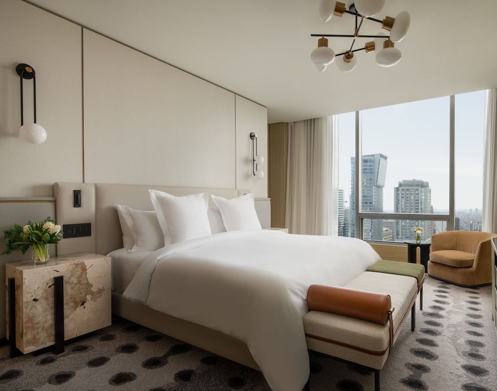 Four Seasons Hotel Toronto 2