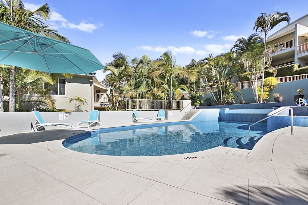 Lennox Beach Resort 1