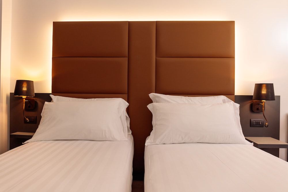 London Hotel 1
