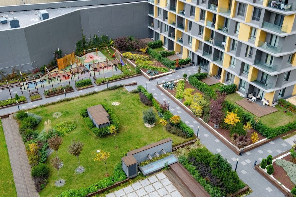lUX RESIDENCE IN HIGH FLOOR 1