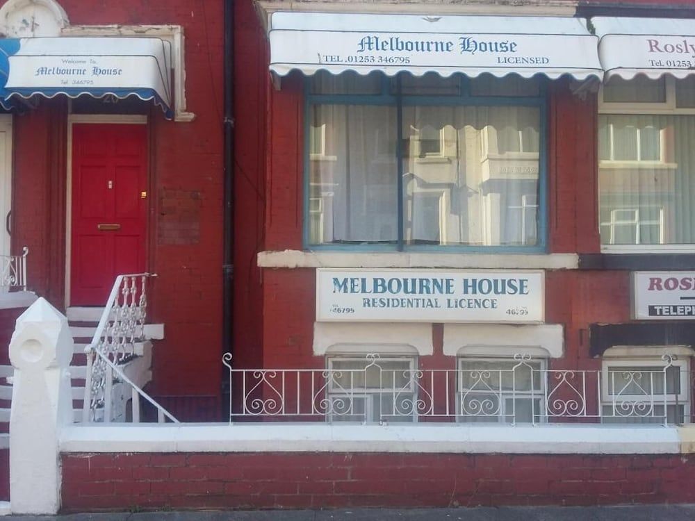 MIdway Hotel 1