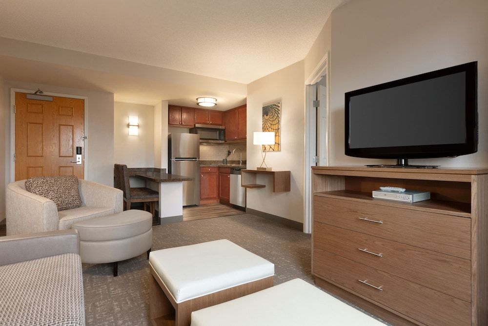 Staybridge Suites TAMPA EAST- BRANDON by IHG 2