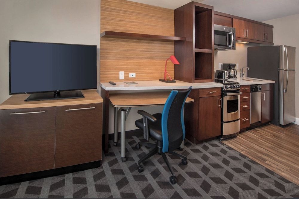 TownePlace Suites by Marriott Altoona 1