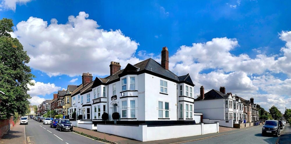 Marlborough Hotel 1