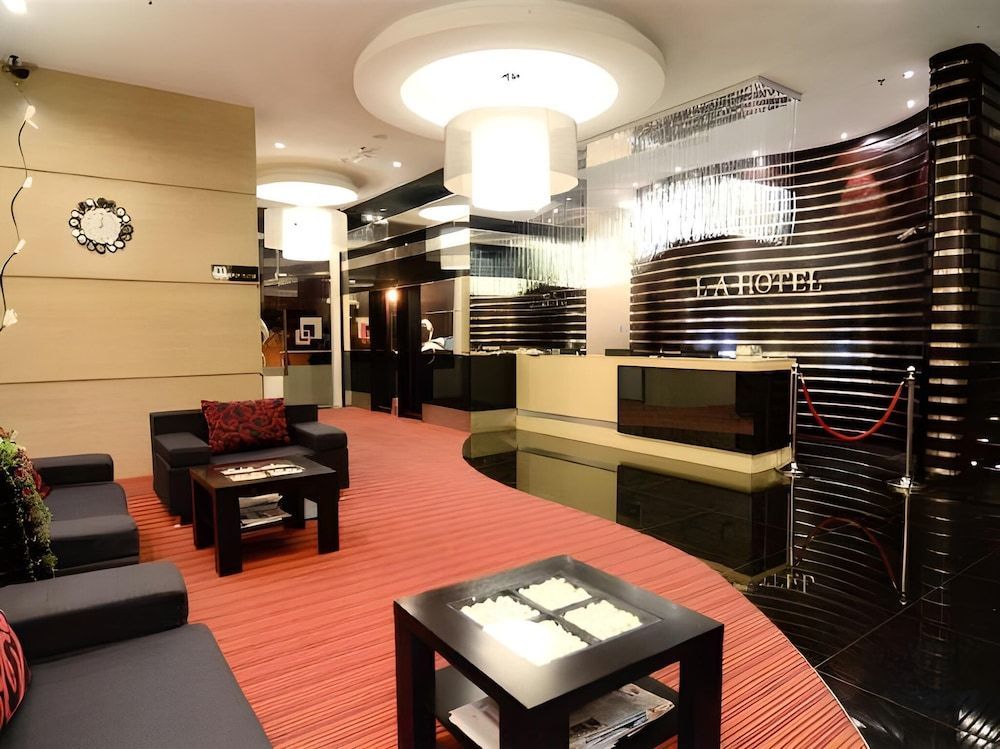 LA Hotel 1
