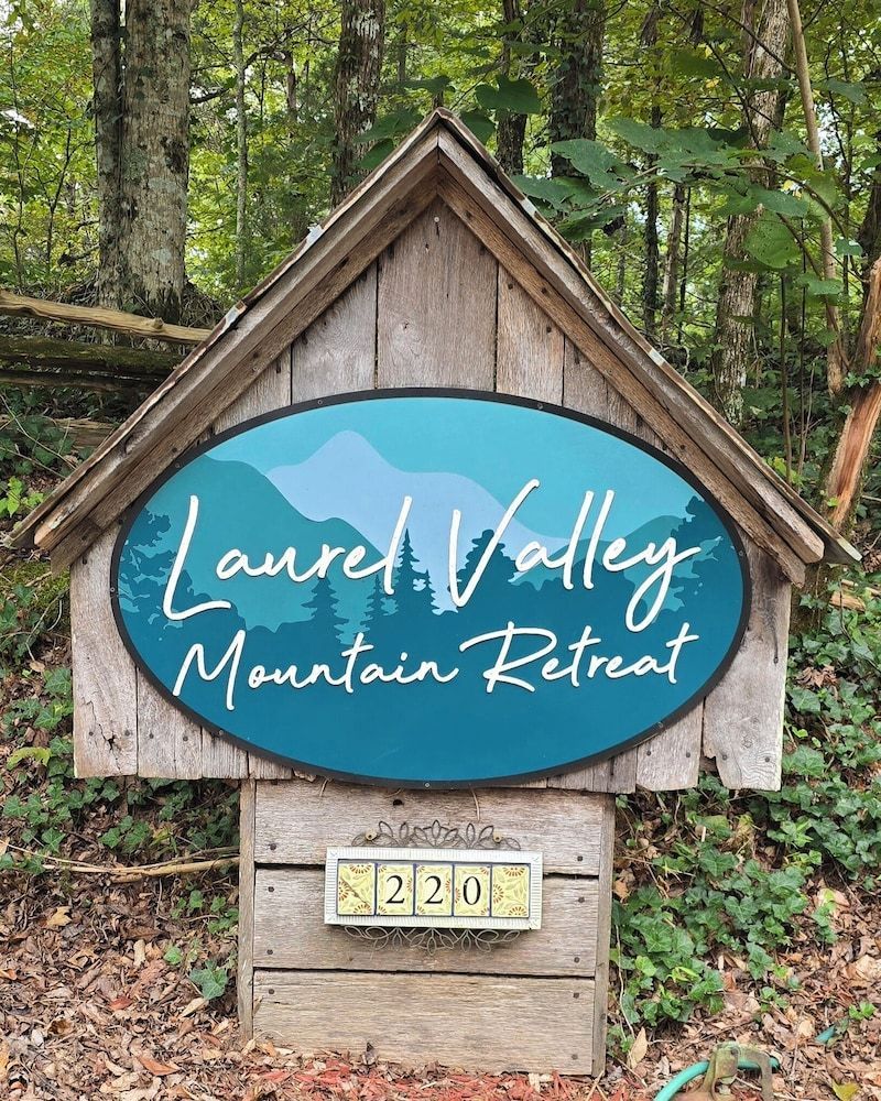 Laurel Valley Mountain Retreat 1