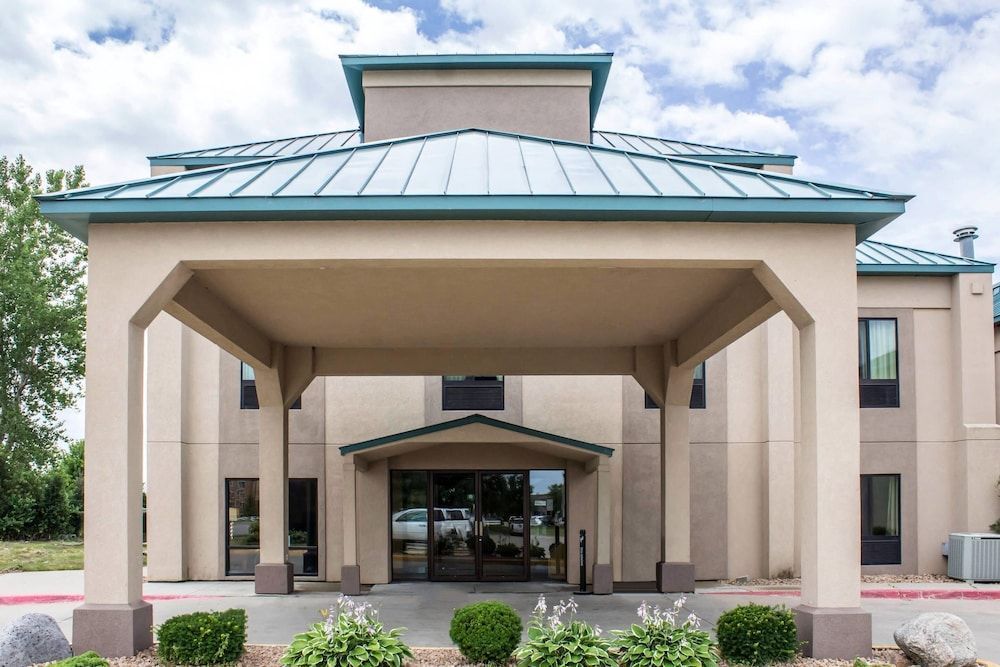 Econo Lodge Ankeny - Des Moines 1