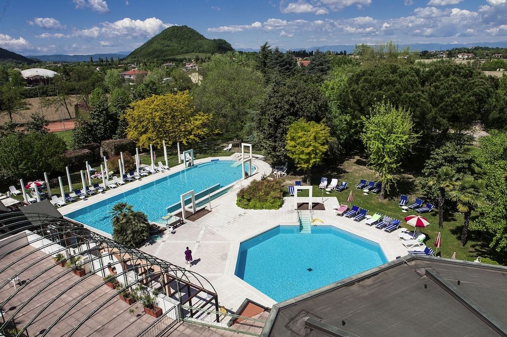 Termeterna Resort 1