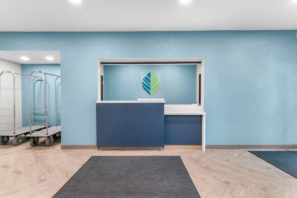 WoodSpring Suites Harrisburg Carlisle 2