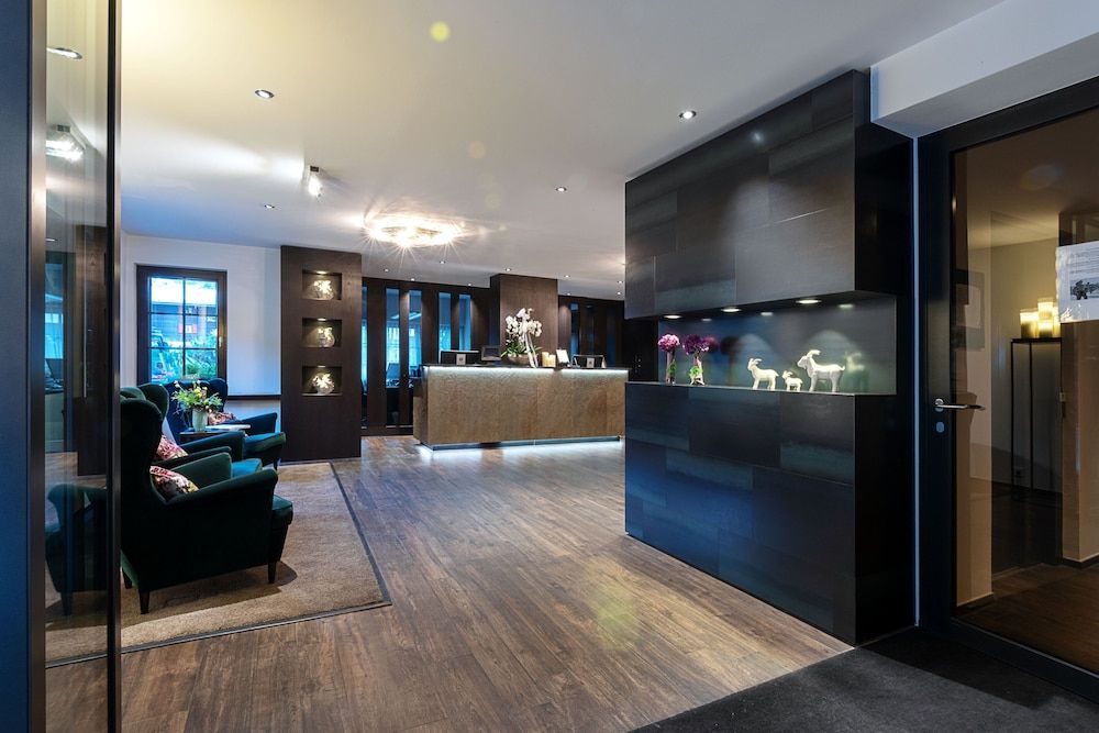 Le Mirabeau Resort & Spa 2