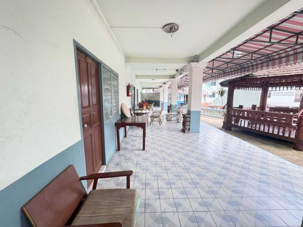 Hotel O Top North Guesthouse 2