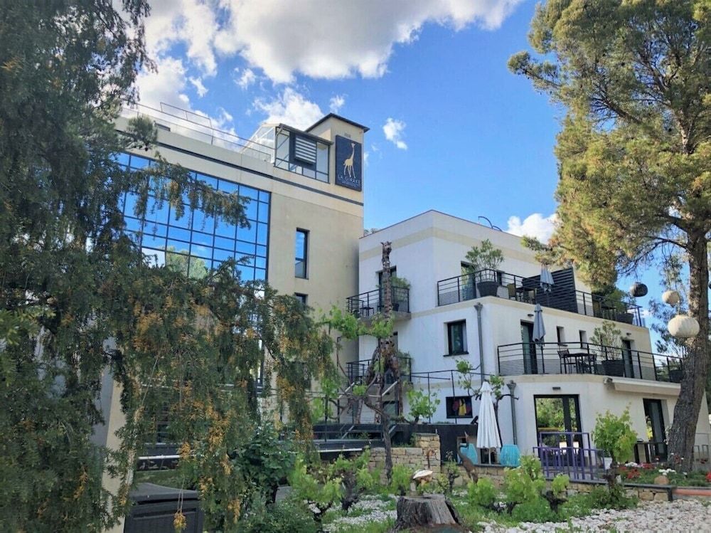Appart'Hôtel La Girafe 1